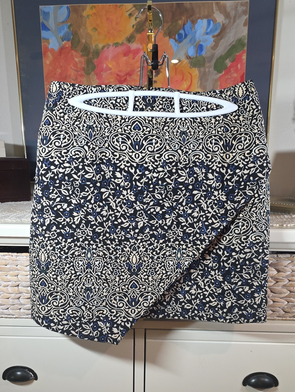 H&M Navy Cream Patterned Mini "Wrap" Skirt Jacquard Asymmetrical Hem Lined Zip